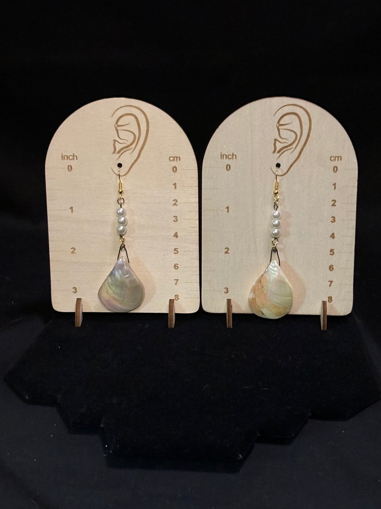 Sea shell and pearl earrings ocean themed earrings